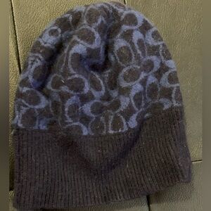 COACH signature Vintage knit beanie